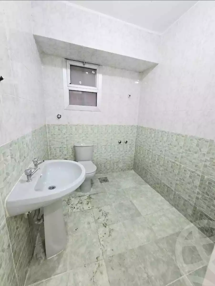 https://aqarmap.com.eg/en/listing/6553061-for-sale-alexandria-l-jmy-shataa-el-nakheel