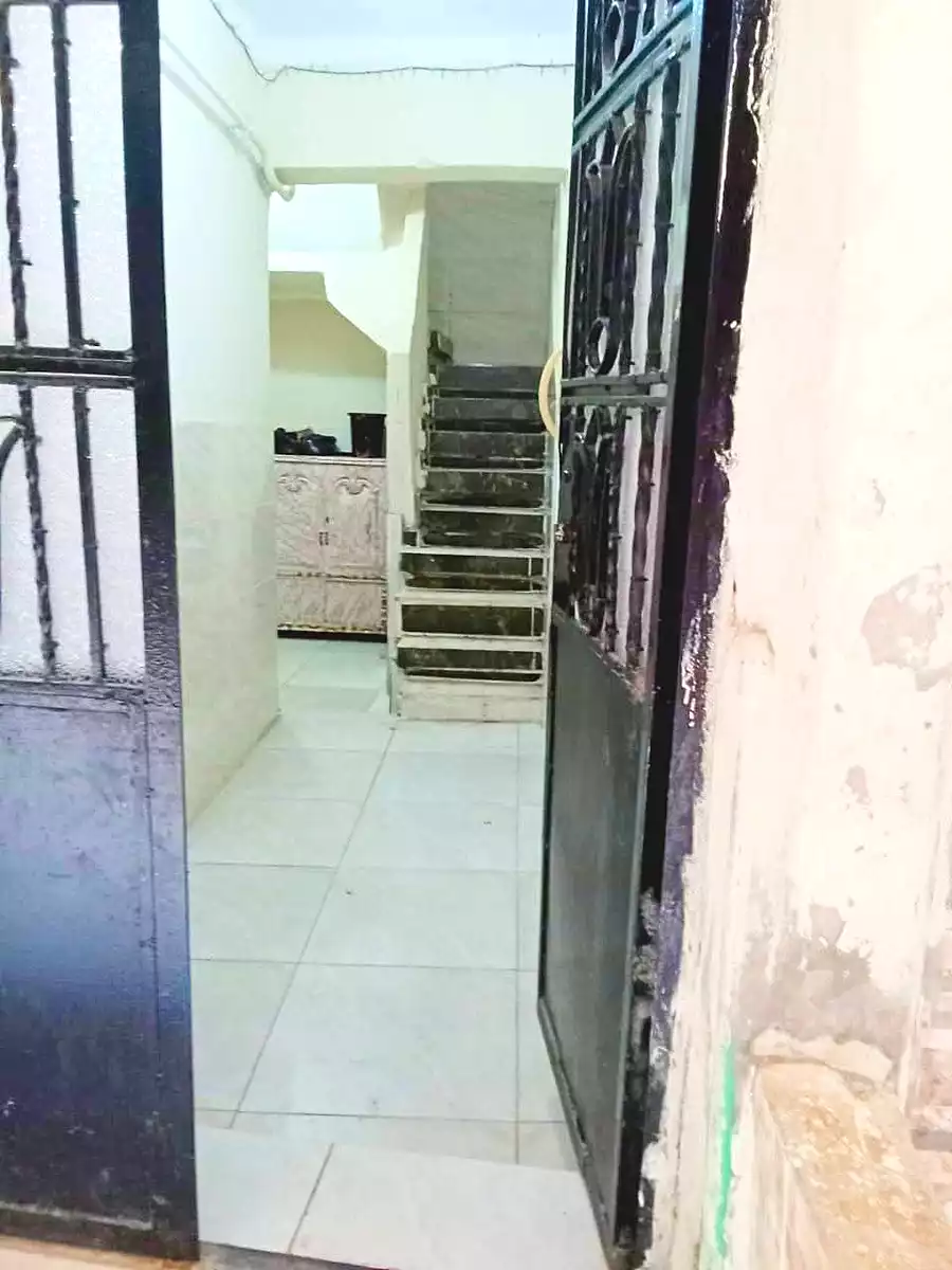 https://aqarmap.com.eg/ar/listing/6553960-for-sale-qalyubia-shubra-el-khaima-om-bayoumi