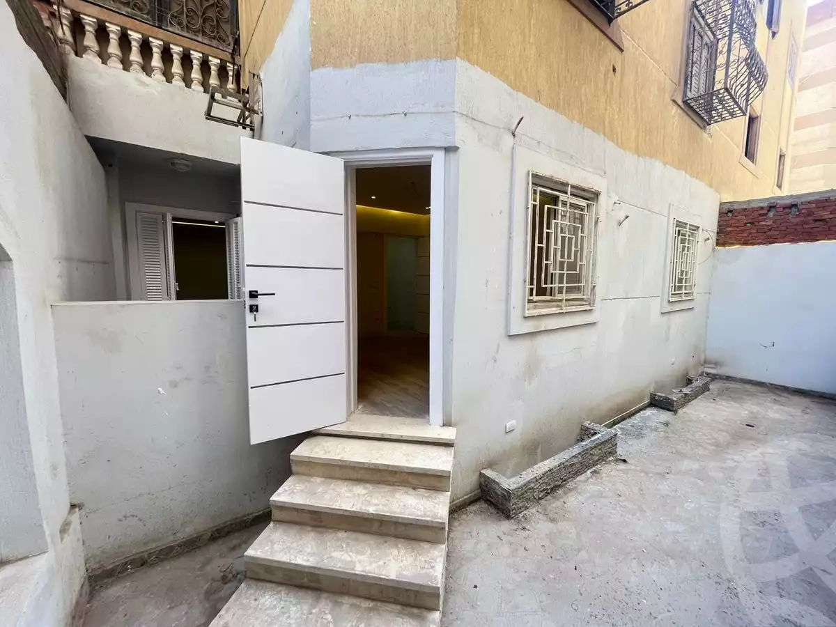 https://aqarmap.com.eg/ar/listing/6557845-for-sale-cairo-6th-of-october-hadaeq-october-el-fardoos-city-el-safa-wel-marwa-st