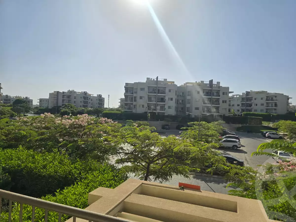 https://aqarmap.com.eg/en/listing/6557942-for-sale-cairo-el-sheikh-zayed-city-compounds-dh-drys