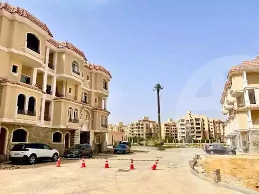 https://aqarmap.com.eg/ar/listing/6558351-for-sale-cairo-6th-of-october-mntq-fr-y-b-6-ktwbr