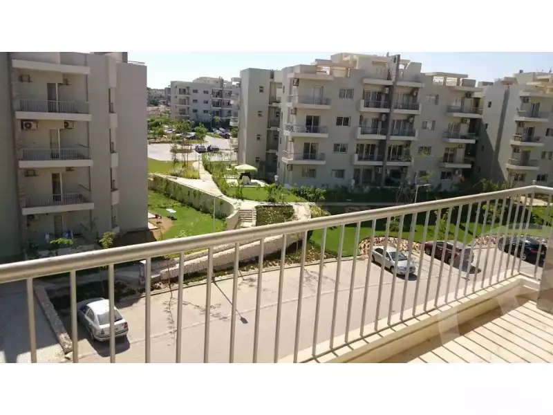 https://aqarmap.com.eg/ar/listing/6558501-for-rent-cairo-el-sheikh-zayed-city-compounds-dh-drys