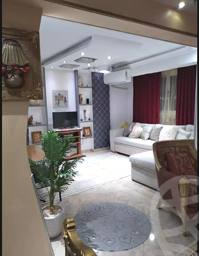 https://aqarmap.com.eg/en/listing/6559112-for-sale-cairo-helwan-zou-el-fekar-basha-st