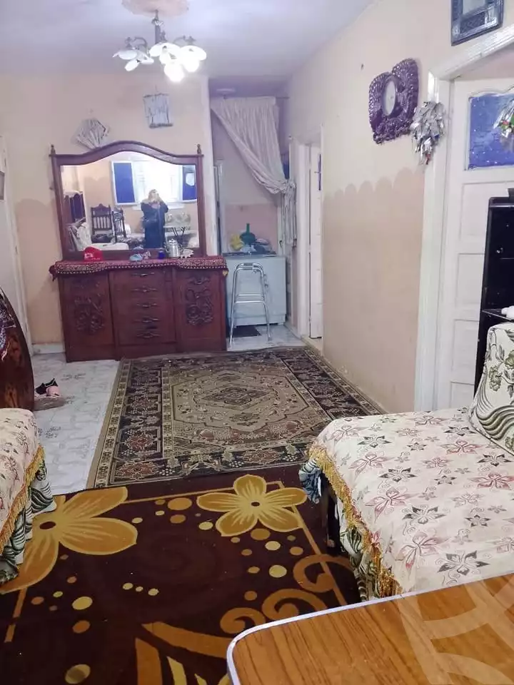 https://aqarmap.com.eg/en/listing/6560085-for-sale-alexandria-moharram-bey-erfan-st