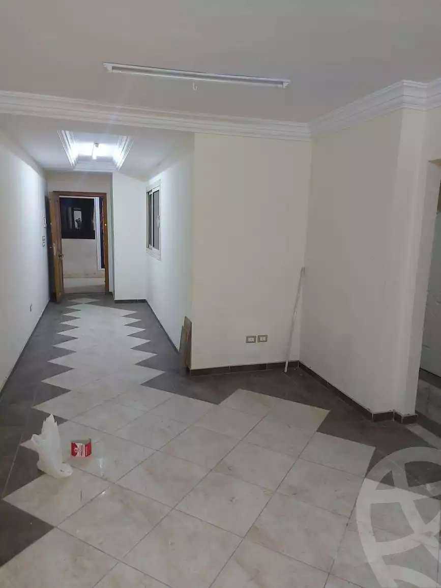 https://aqarmap.com.eg/ar/listing/6560327-for-sale-cairo-helwan-sherif-st