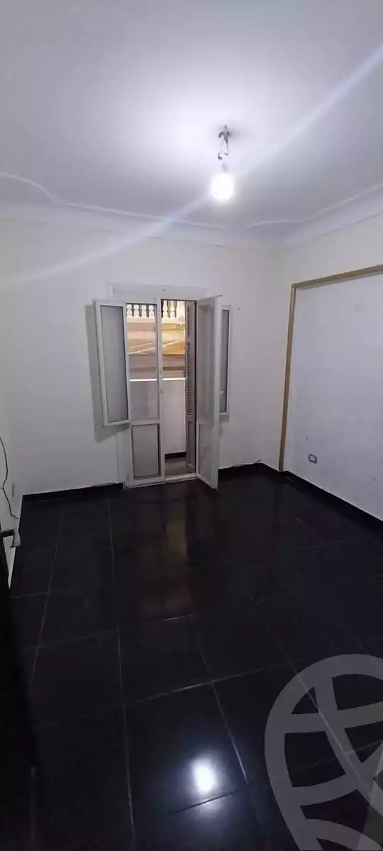 https://aqarmap.com.eg/ar/listing/6561749-for-sale-alexandria-l-jmy-lbytsh-ibrahim-othman-st