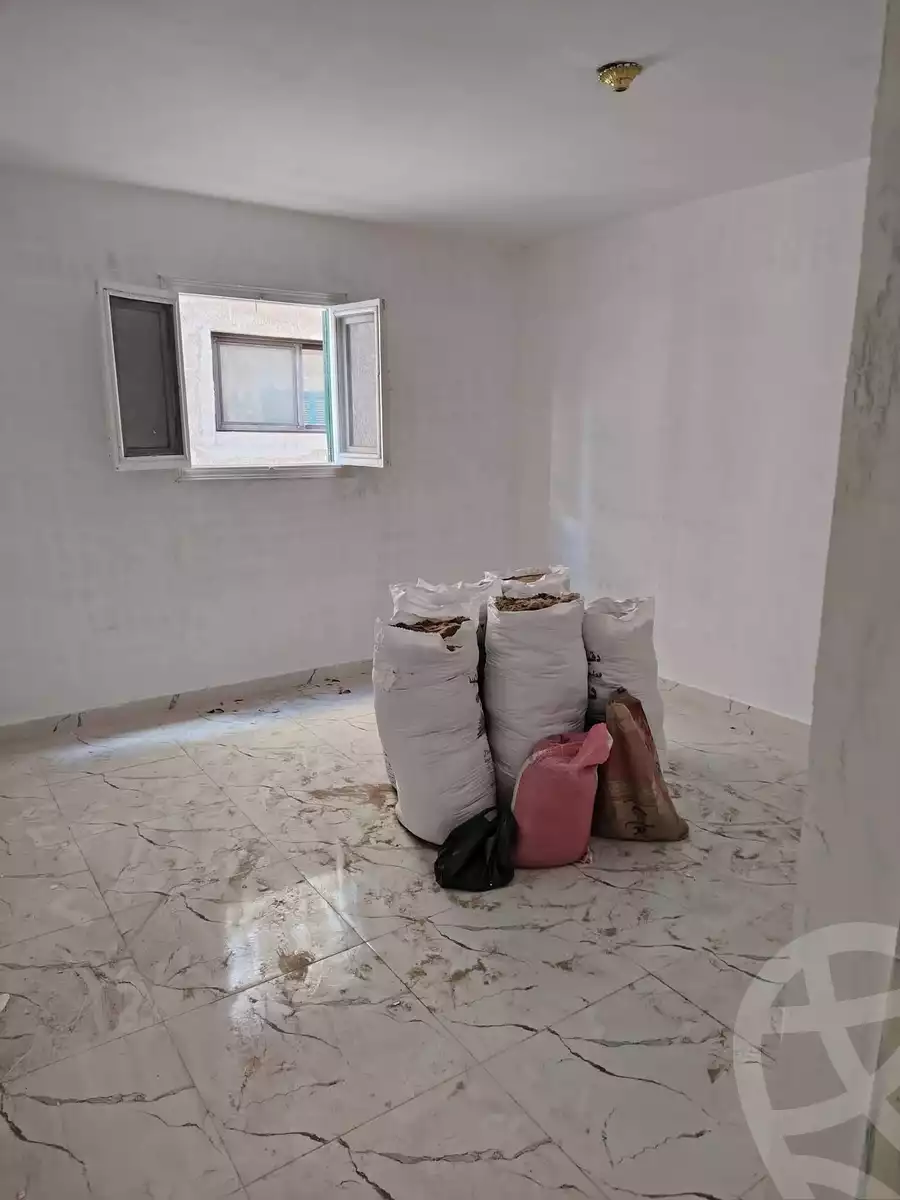 https://aqarmap.com.eg/en/listing/6561810-for-sale-alexandria-l-jmy-el-hanouvel