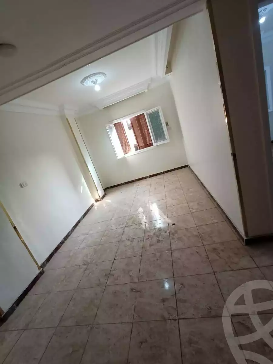 https://aqarmap.com.eg/ar/listing/6562984-for-sale-cairo-helwan-helwan-el-sharkeya-abd-el-rahman-pasha-st