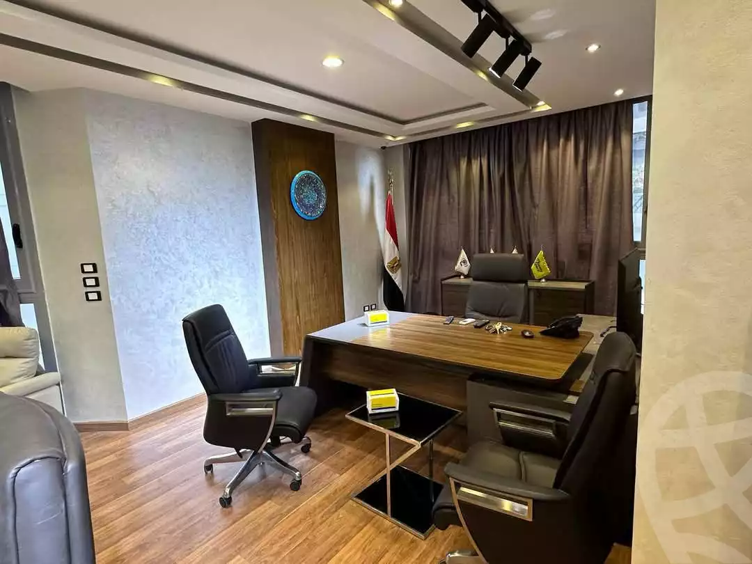 https://aqarmap.com.eg/ar/listing/6565334-for-sale-cairo-el-maadi-compounds-kmbwnd-wn-qtmyh-m-mr-lmrshdy