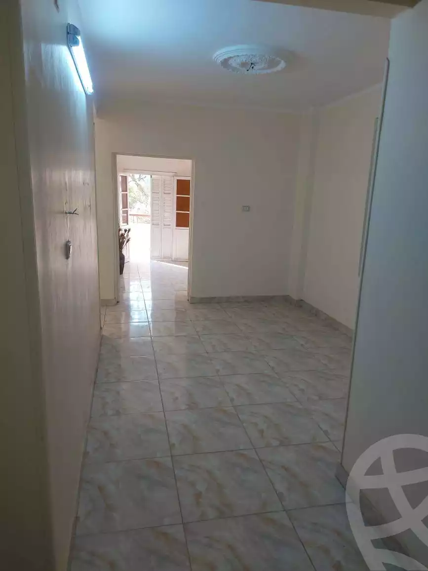 https://aqarmap.com.eg/ar/listing/6565639-for-sale-cairo-helwan-helwan-el-sharkeya-ryad-pasha-st
