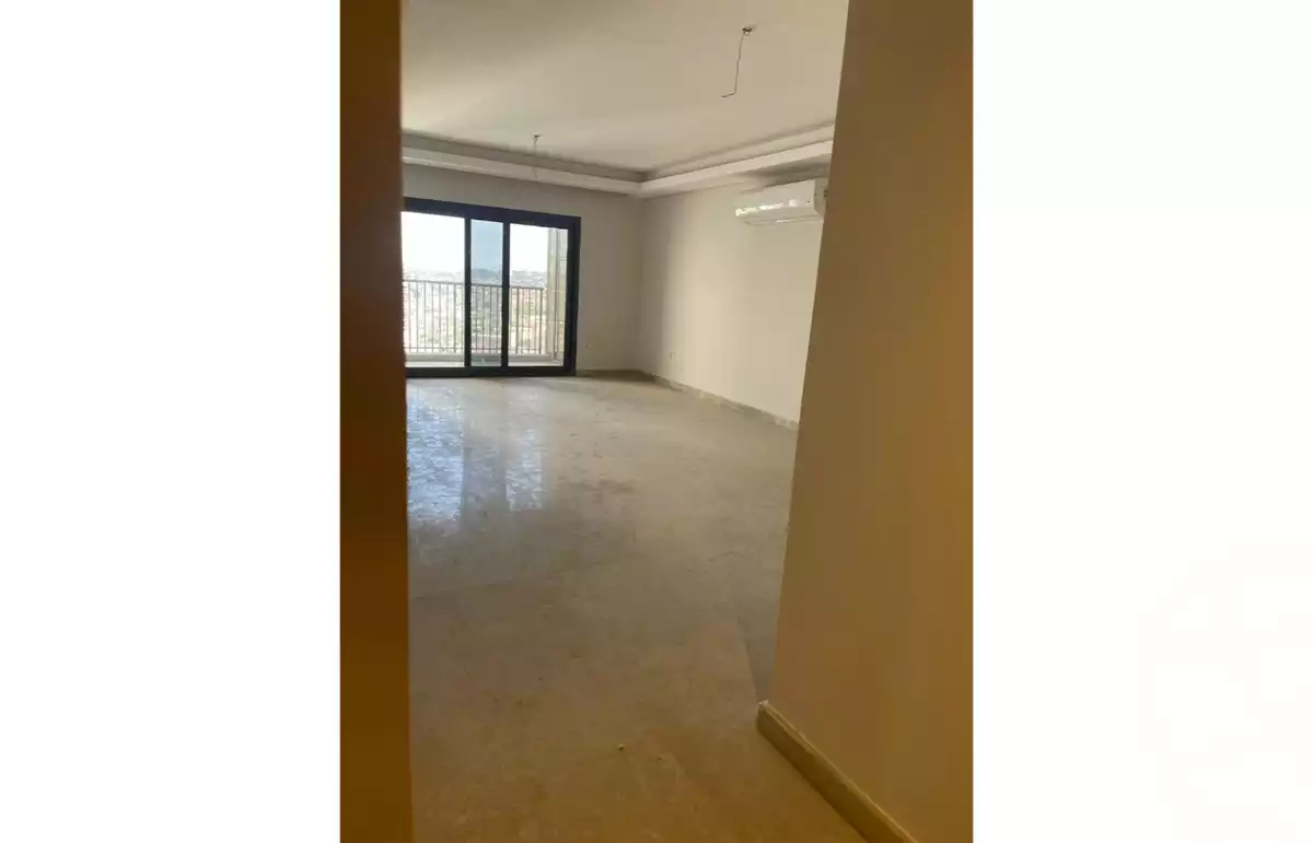 https://aqarmap.com.eg/en/listing/6567376-for-sale-cairo-el-sheikh-zayed-city-compounds-zyd-wr-llttwyr-z-tower
