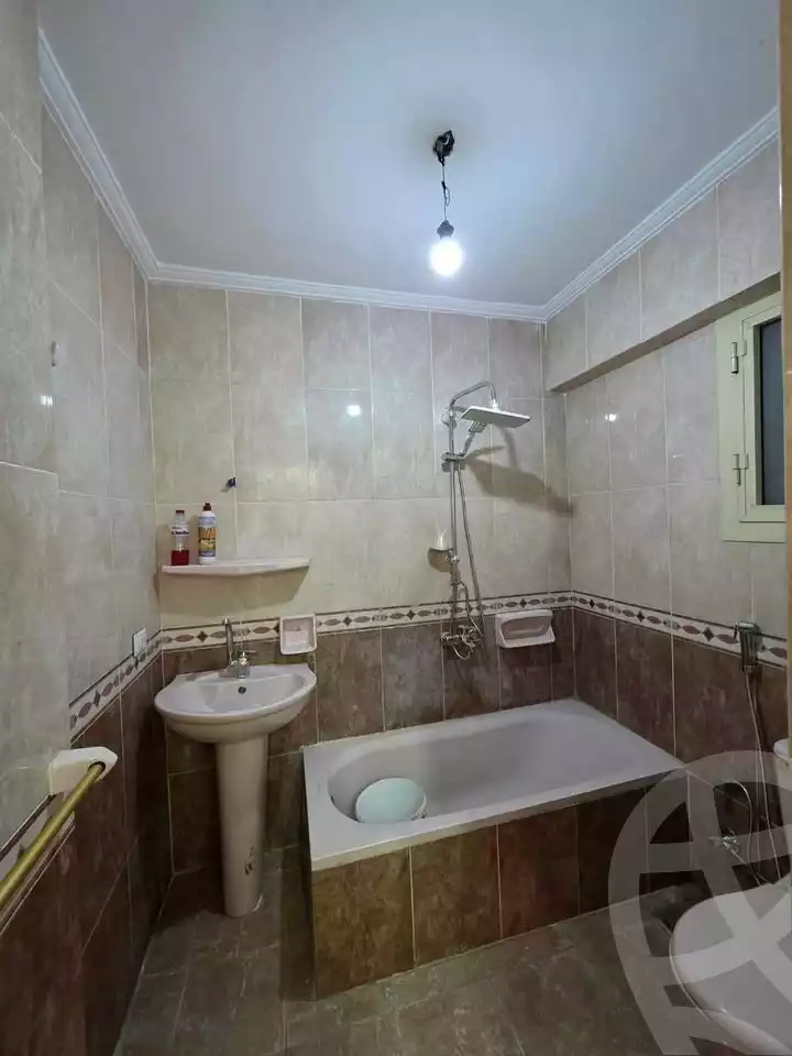https://aqarmap.com.eg/en/listing/6567701-for-sale-alexandria-sydy-bshr-sydy-bshr-bhry-shr-mhmwd-l-yswy