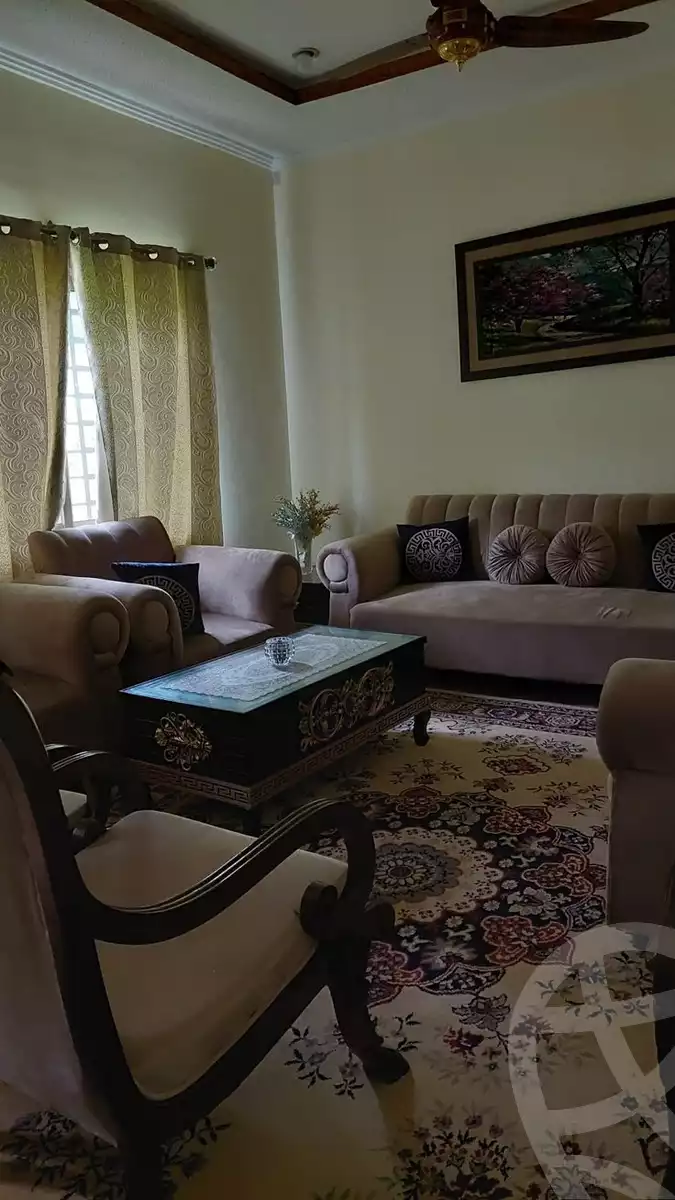 https://aqarmap.com.eg/en/listing/6571898-for-rent-cairo-new-cairo-compounds-hyde-park-centre-ville-hyde-park