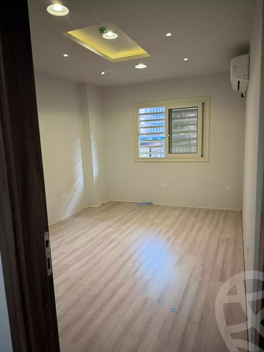 https://aqarmap.com.eg/ar/listing/6573659-for-rent-cairo-el-maadi-zahraa-el-maadi-shr-krfwr-lryysy