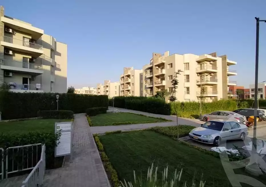 https://aqarmap.com.eg/en/listing/6574201-for-sale-cairo-el-sheikh-zayed-city-compounds-dh-drys
