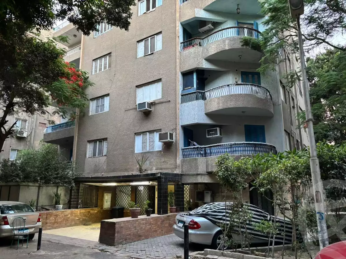 https://aqarmap.com.eg/en/listing/6574379-for-sale-cairo-el-maadi-sarayat-el-maadi-al-golf-st