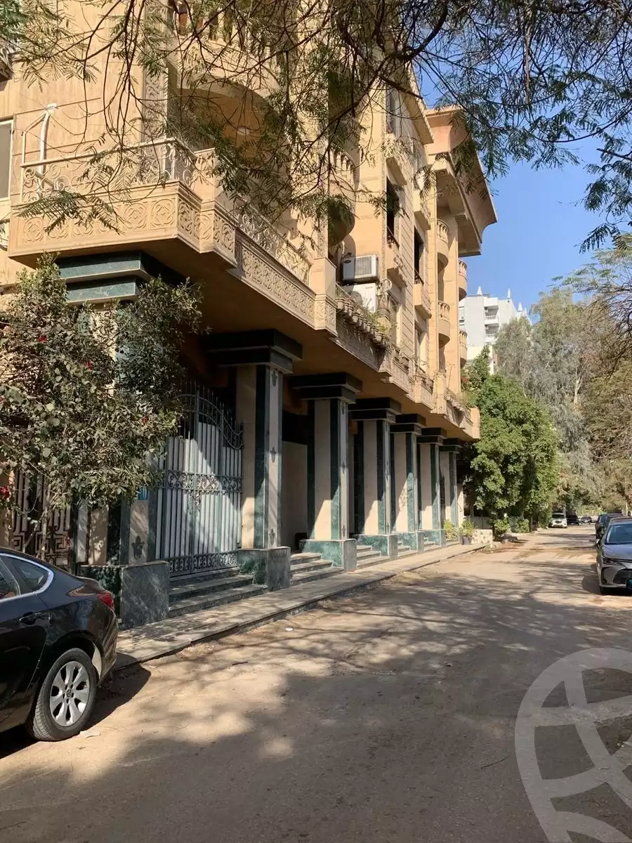 https://aqarmap.com.eg/en/listing/6574524-for-sale-cairo-el-haram-shareaa-el-haram