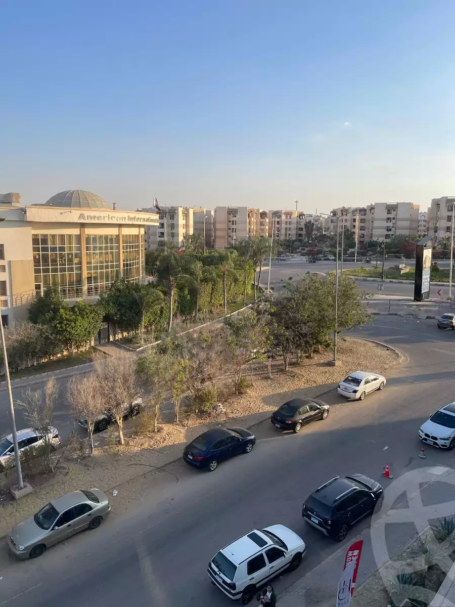 https://aqarmap.com.eg/en/listing/6576268-for-sale-cairo-el-sheikh-zayed-city-alex-cairo-desert-road-smart-village-linx