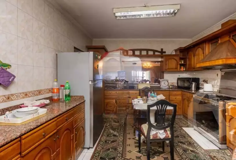 https://aqarmap.com.eg/en/listing/6579810-for-sale-alexandria-camp-cesar-el-gaish-rd