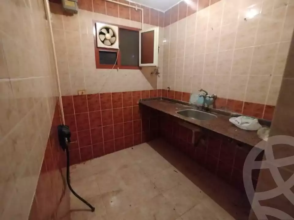 https://aqarmap.com.eg/en/listing/6580267-for-sale-alexandria-l-jmy-el-hanouvel-el-kholafaa-el-rashdeen-st