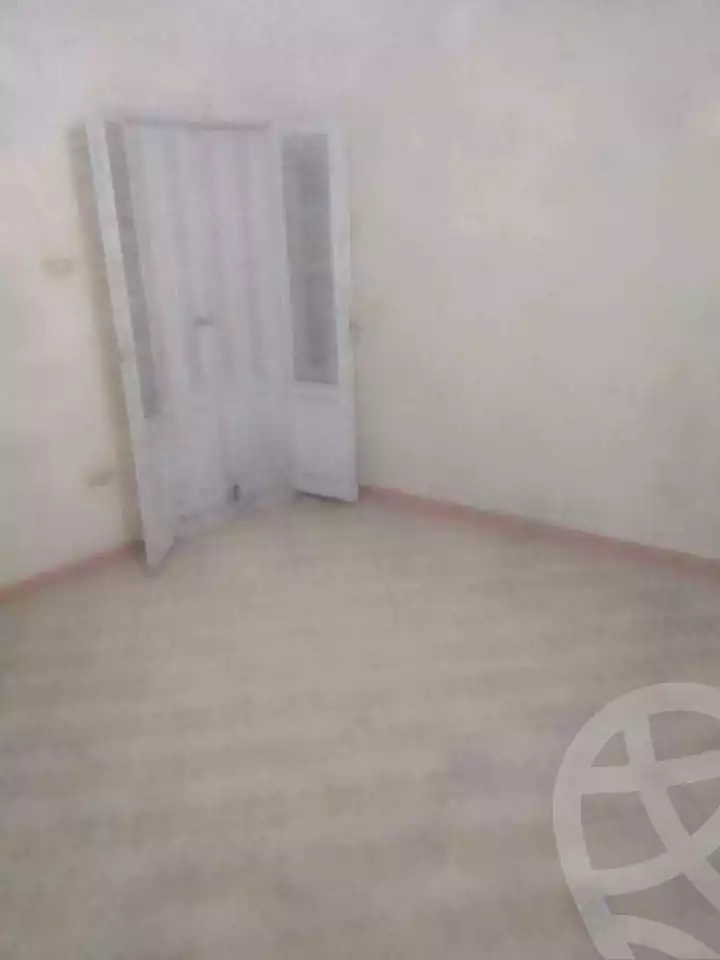 https://aqarmap.com.eg/ar/listing/6581690-for-sale-alexandria-l-jmy-lbytsh-ain-shams-st