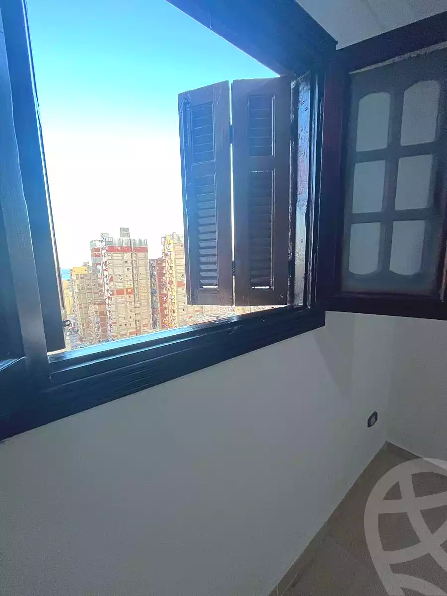 https://aqarmap.com.eg/en/listing/6581857-for-rent-alexandria-bahray-el-anfoshy-al-mosafer-khana-st