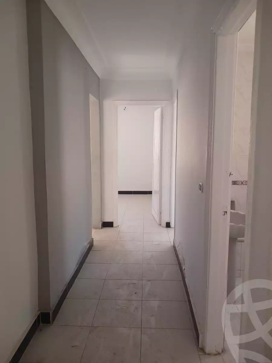 https://aqarmap.com.eg/en/listing/6582716-for-sale-alexandria-l-jmy-el-hanouvel