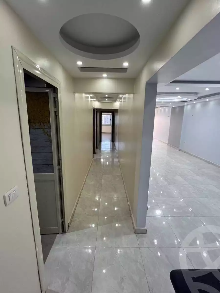 https://aqarmap.com.eg/ar/listing/6582956-for-sale-cairo-helwan-mostafa-fahmy-st