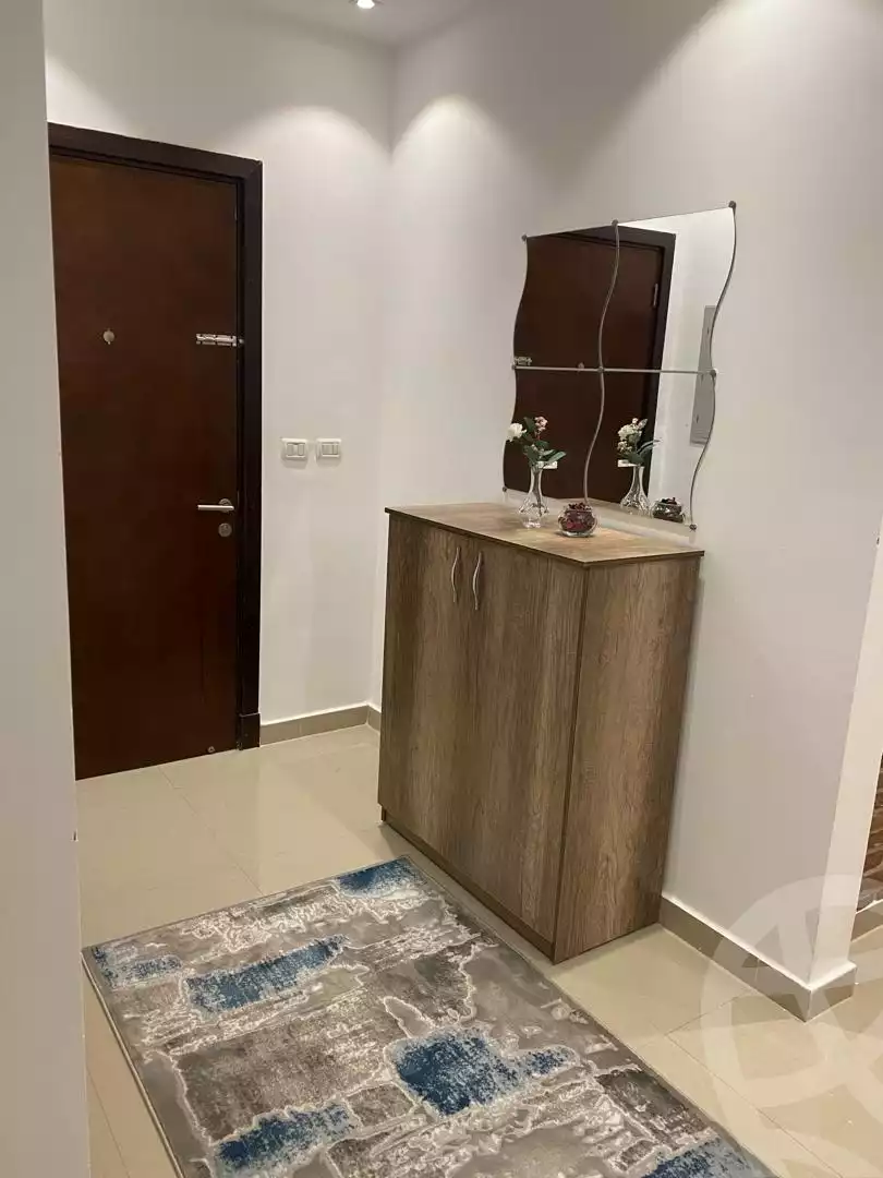 https://aqarmap.com.eg/en/listing/6583095-for-rent-cairo-el-sheikh-zayed-city-compounds-kmbwnd-wyst-twn-swdyk