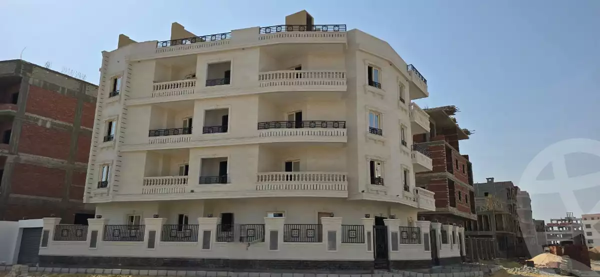 https://aqarmap.com.eg/ar/listing/6583737-for-sale-cairo-new-cairo-bait-el-watan-south-suez-road-el-hay-el-takmely