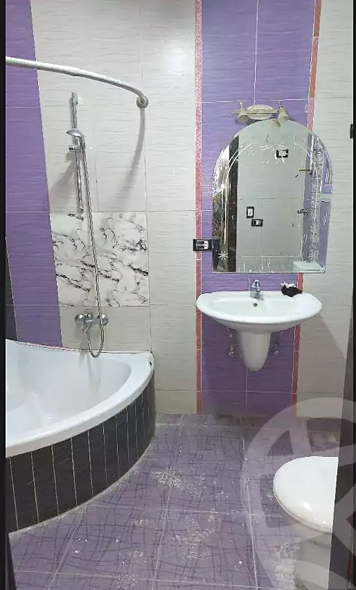 https://aqarmap.com.eg/ar/listing/6584619-for-rent-cairo-helwan-helwan-el-sharkeya-saleh-sobhy-st