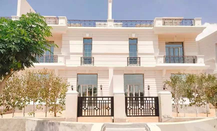 https://aqarmap.com.eg/en/listing/6585428-for-sale-cairo-new-administrative-capital-r5-granville-compound-founders