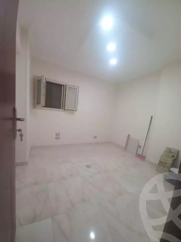 https://aqarmap.com.eg/en/listing/6586607-for-sale-alexandria-sydy-bshr-sydy-bshr-bhry-gamal-abd-el-nasir-st