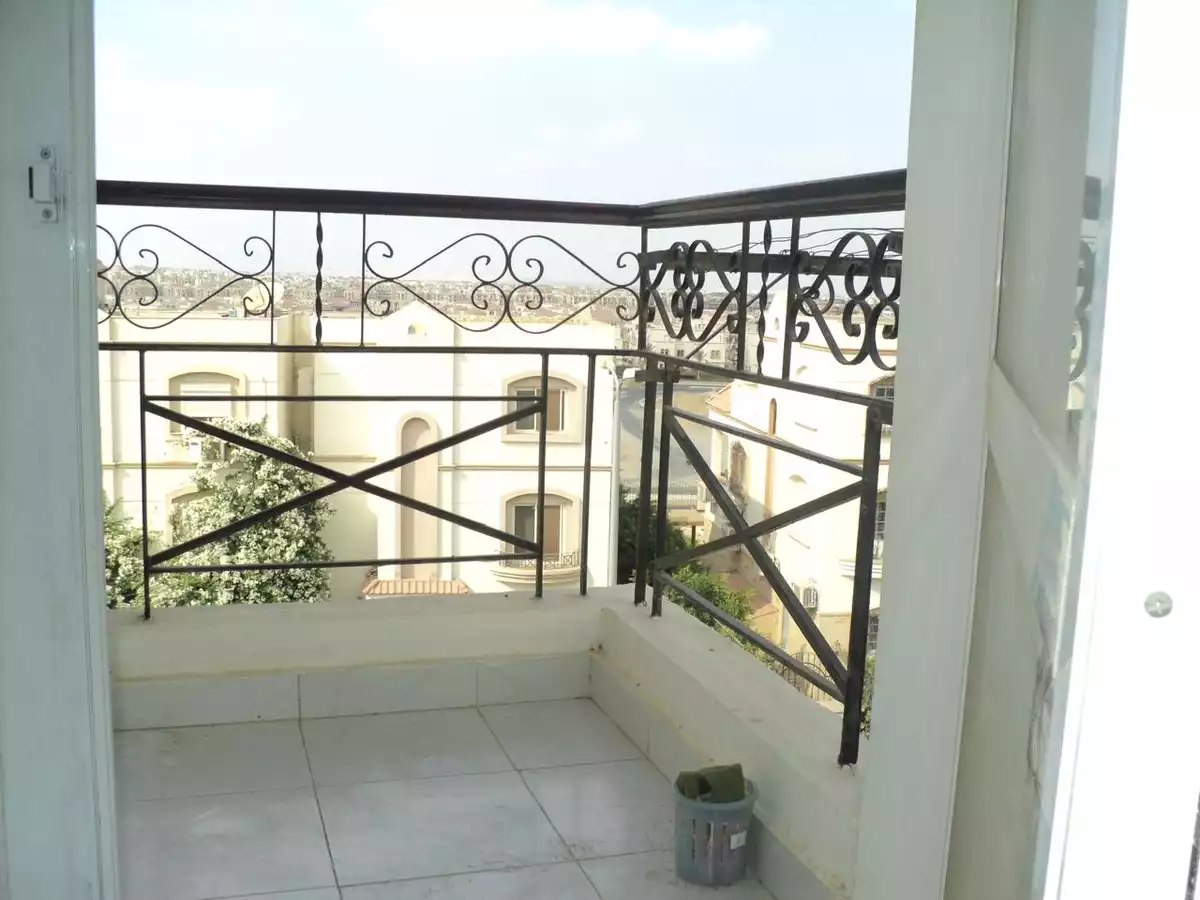 https://aqarmap.com.eg/ar/listing/6587631-for-sale-cairo-el-sheikh-zayed-city-compounds-hadayek-el-mohandiseen
