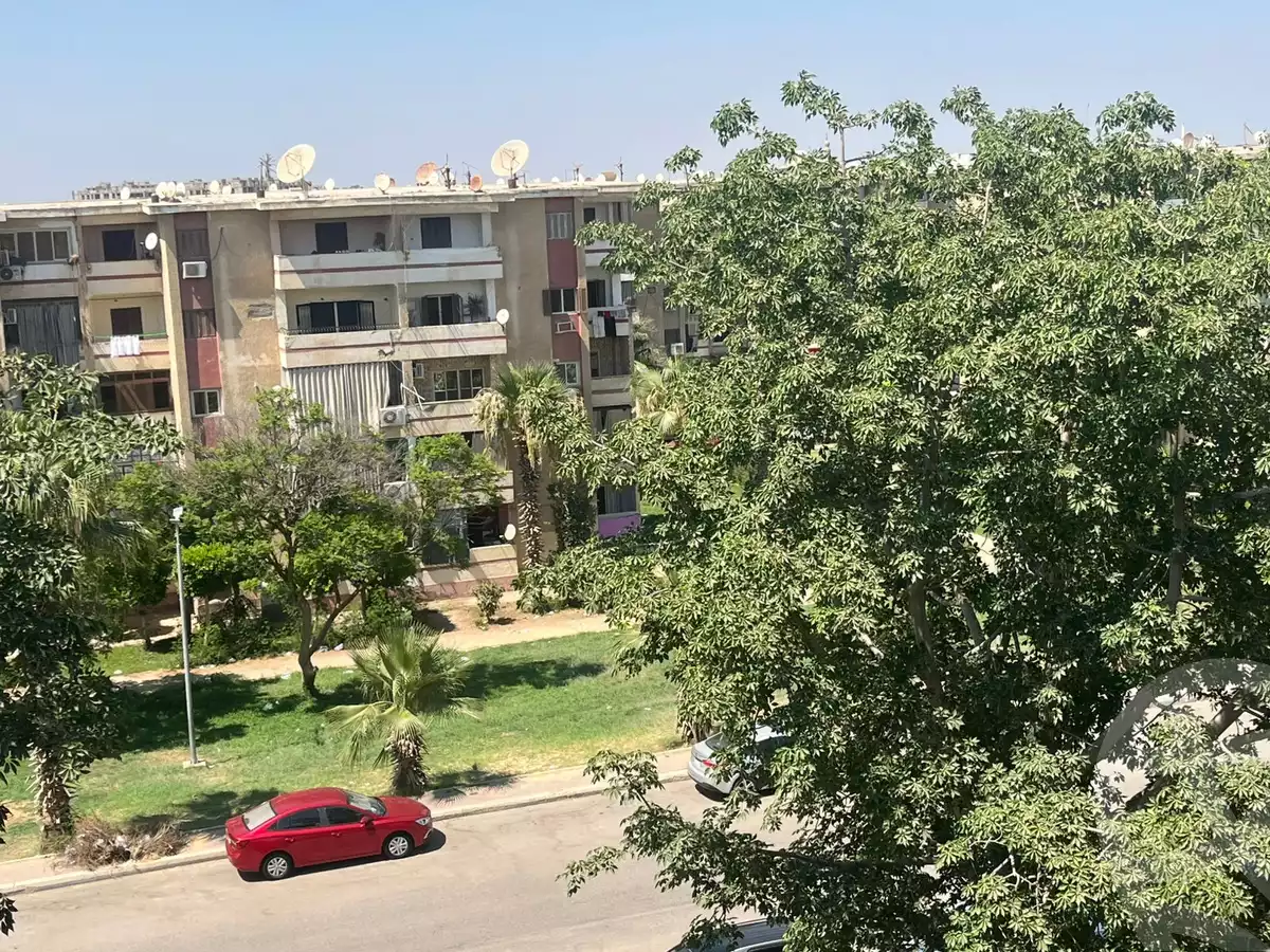 https://aqarmap.com.eg/ar/listing/6588212-for-sale-cairo-el-sheikh-zayed-city-el-hay-elawel-street-10