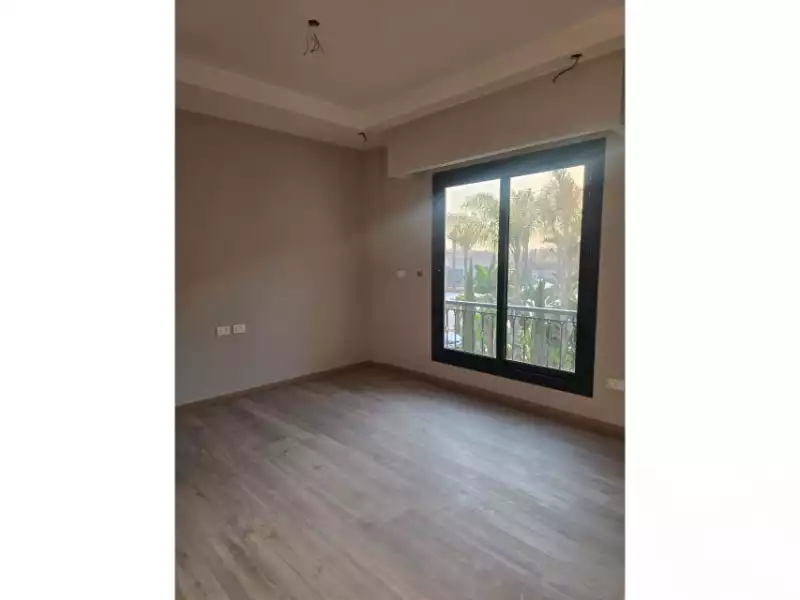 https://aqarmap.com.eg/en/listing/6588557-for-sale-cairo-el-sheikh-zayed-city-compounds-kmbwnd-fyldj-wyst-dr-llttwyr