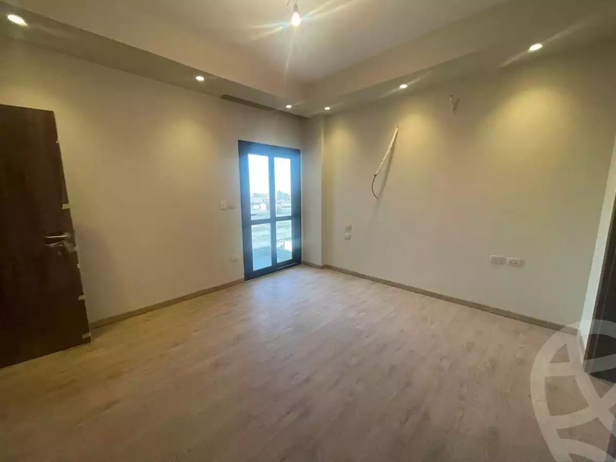 https://aqarmap.com.eg/ar/listing/6590374-for-sale-cairo-new-cairo-compounds-el-patio-oro