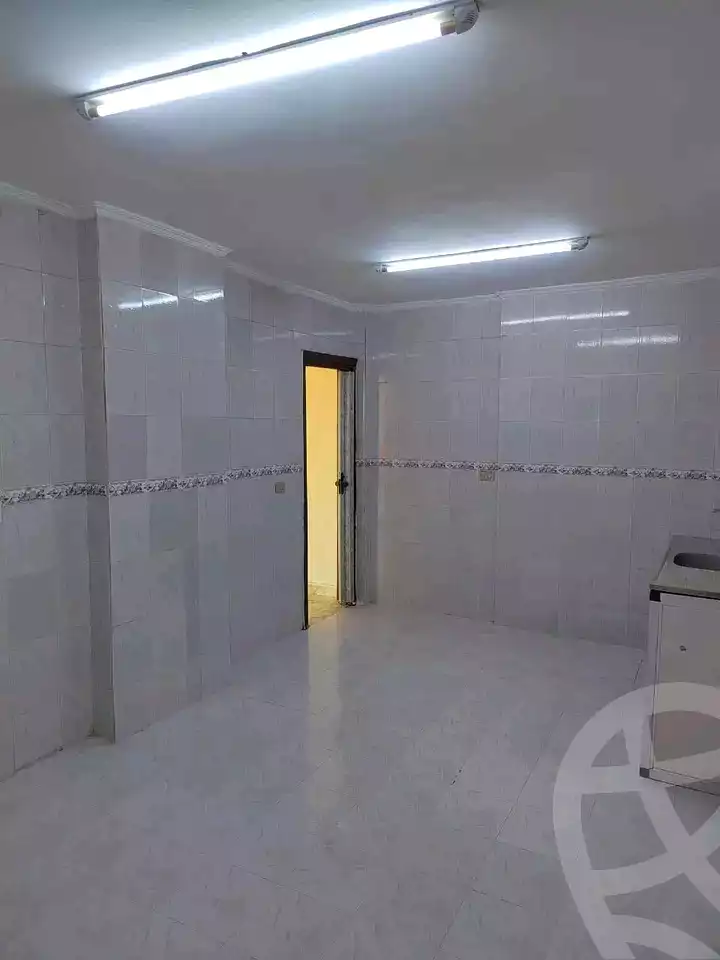 https://aqarmap.com.eg/ar/listing/6590687-for-sale-cairo-helwan-hadayek-helwan-el-shareef-st
