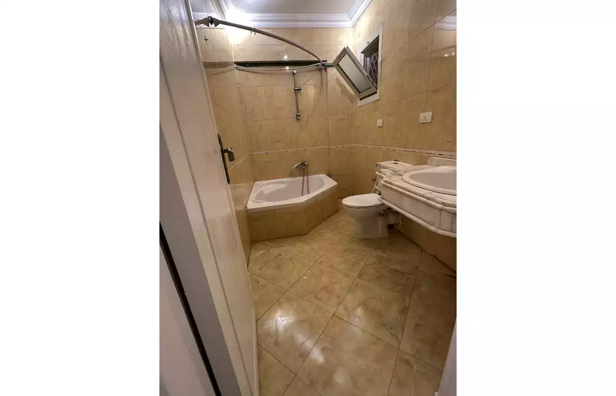 https://aqarmap.com.eg/ar/listing/6590987-for-rent-cairo-hadayek-el-ahram-mntq-d