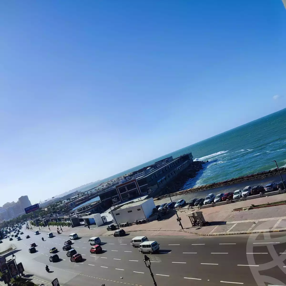 https://aqarmap.com.eg/en/listing/6591183-for-sale-alexandria-lauran-el-gaish-rd
