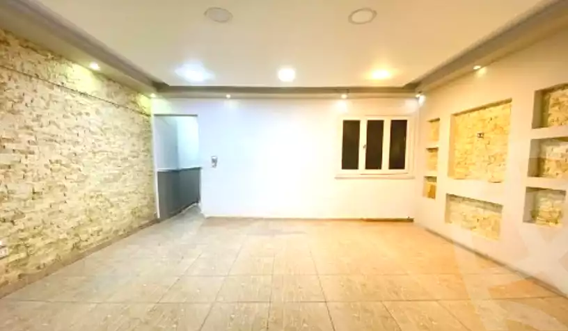 https://aqarmap.com.eg/ar/listing/6592444-for-rent-alexandria-ganaklis