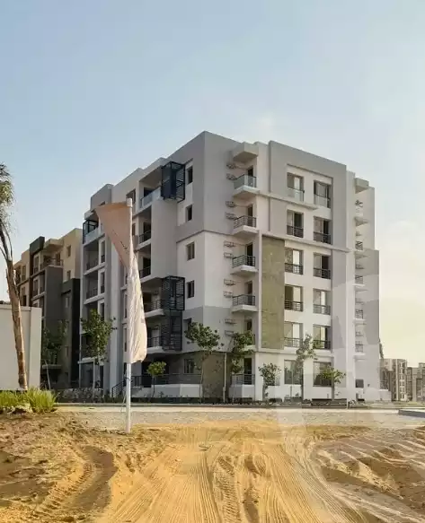 https://aqarmap.com.eg/en/listing/6592751-for-sale-cairo-el-sheikh-zayed-city-lshykh-zyd-ljdyd-west-view-residence-hdp