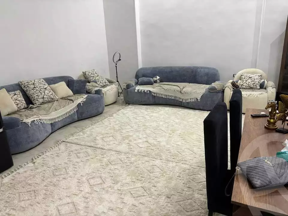 https://aqarmap.com.eg/ar/listing/6595135-for-sale-alexandria-l-jmy-lbytsh-bianchiii-el-arbaeen-st