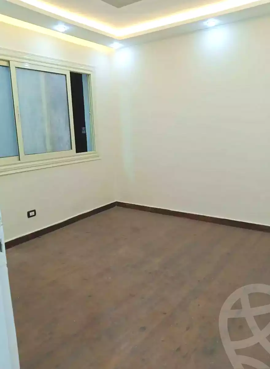 https://aqarmap.com.eg/en/listing/6595573-for-sale-alexandria-el-mandara-alex-el-mandara-bahri