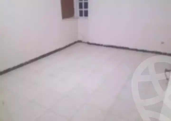 https://aqarmap.com.eg/ar/listing/6595830-for-rent-cairo-el-zaytun-lzytwn-lshrqy-salim-ghtas-st
