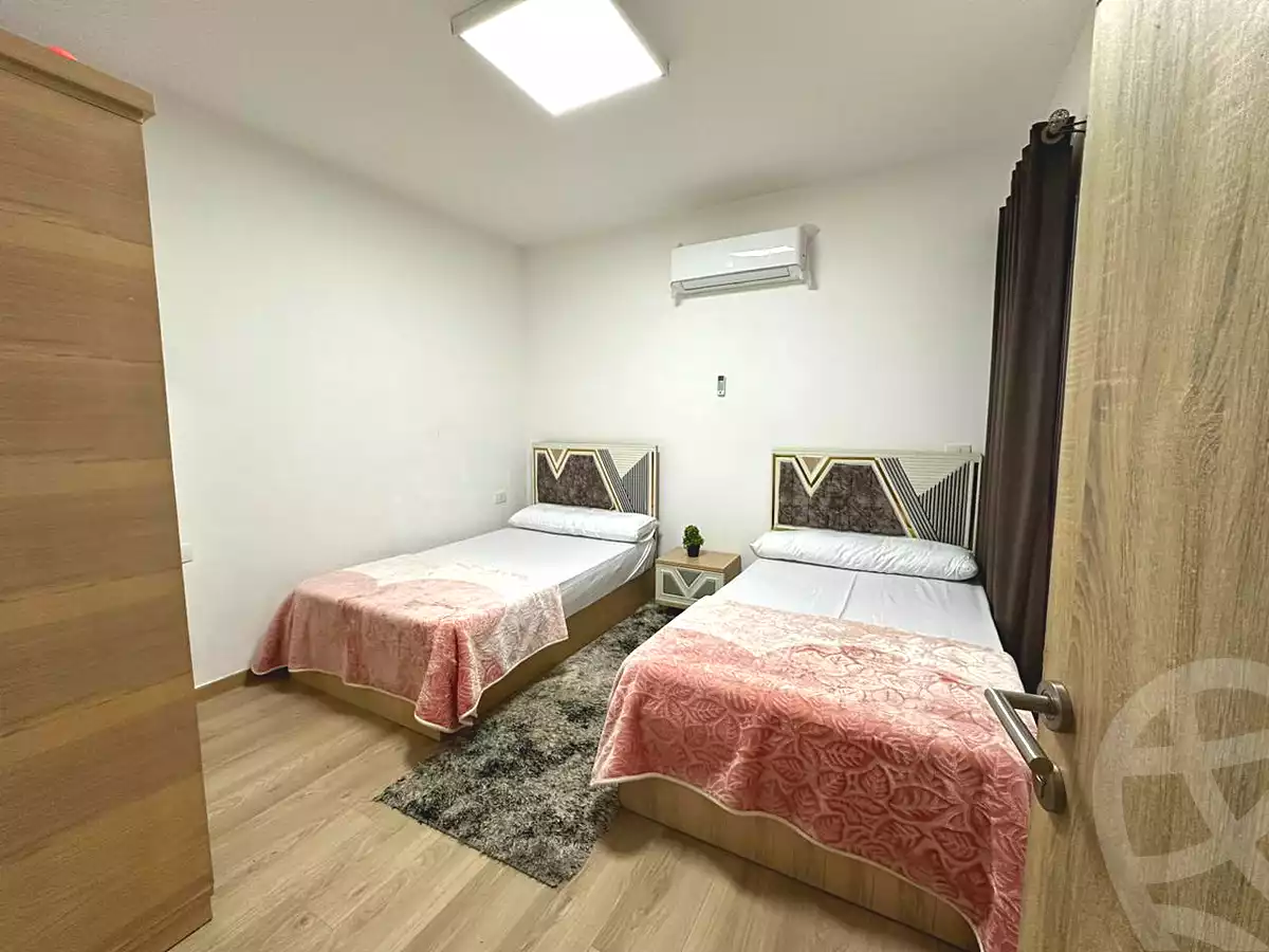 https://aqarmap.com.eg/ar/listing/6598691-for-rent-cairo-new-cairo-compounds-fifth-square