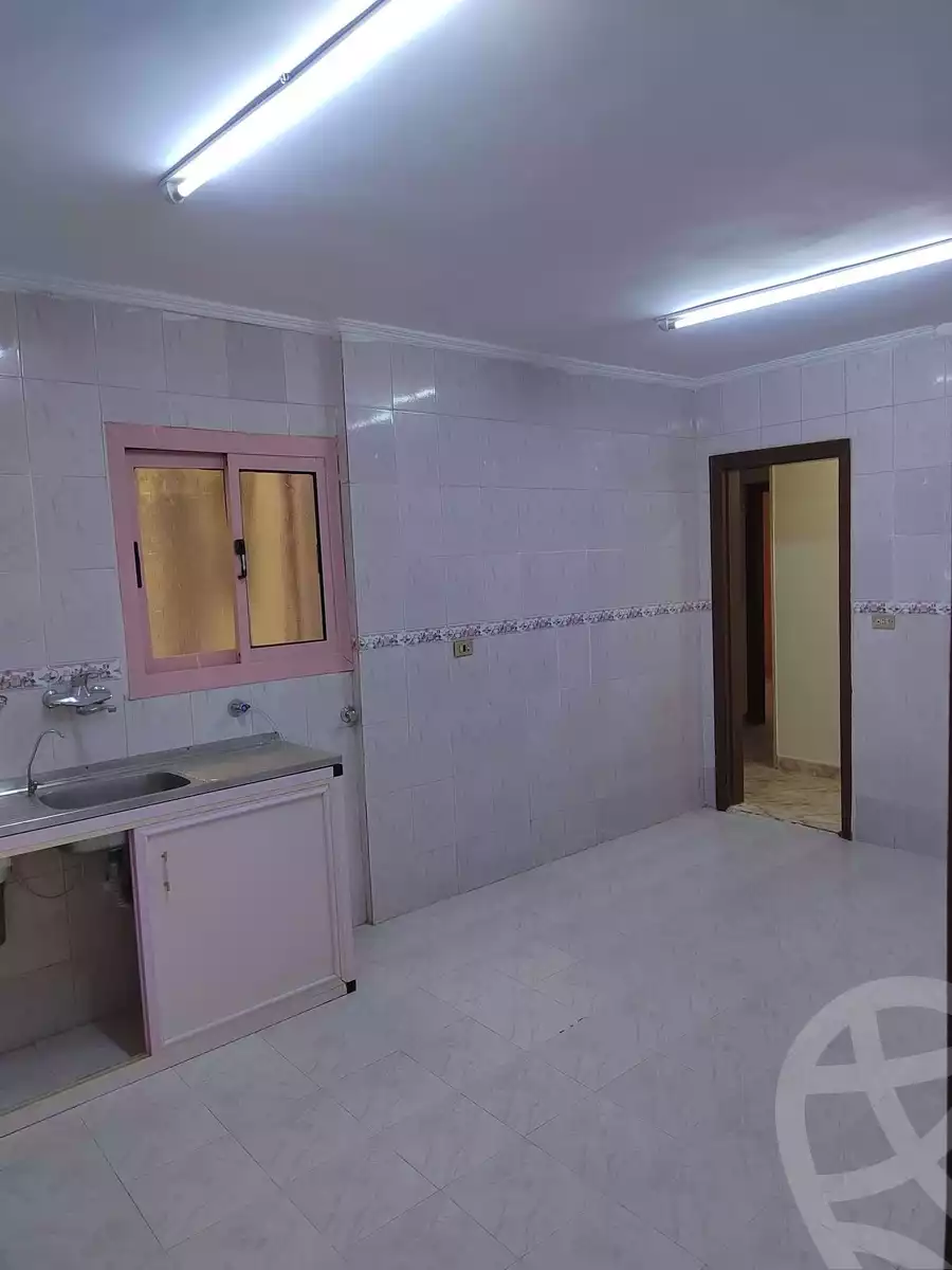 https://aqarmap.com.eg/ar/listing/6599190-for-sale-cairo-helwan-sherif-st