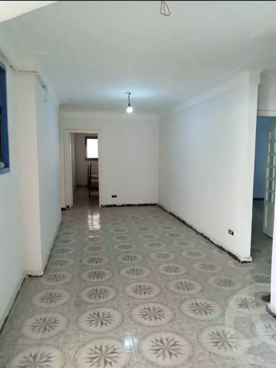 https://aqarmap.com.eg/ar/listing/6600063-for-sale-alexandria-el-asafra-l-sfr-bhry-edrees-st