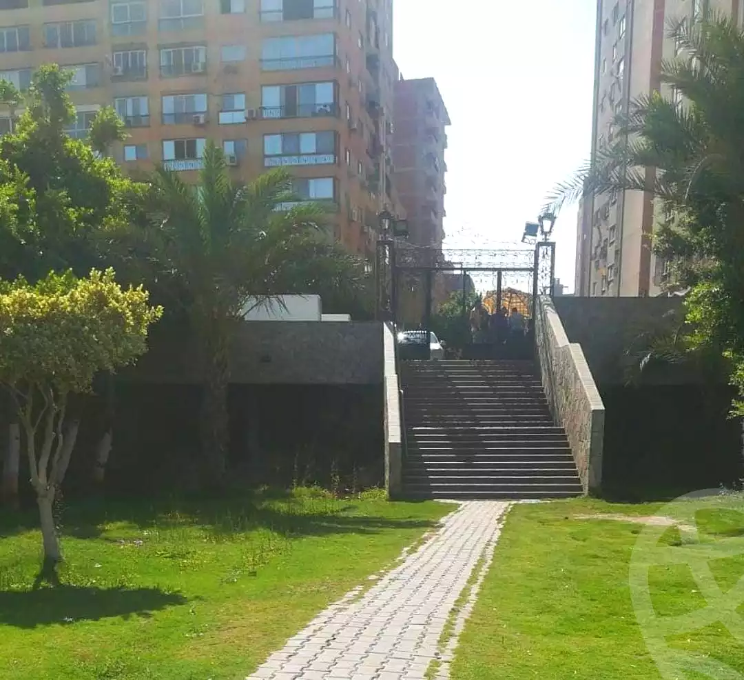 https://aqarmap.com.eg/ar/listing/6590100-for-rent-cairo-ljyz-el-bahr-el-azam-el-khalej-buildings