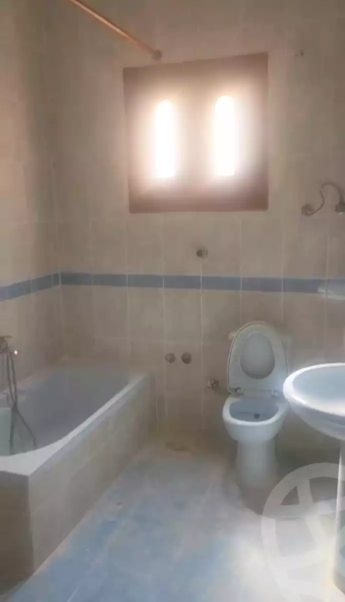 https://aqarmap.com.eg/en/listing/6600810-for-sale-cairo-new-cairo-first-settlement-neighbourhood-7-el-shaheed-mahmoud-abuallah-st
